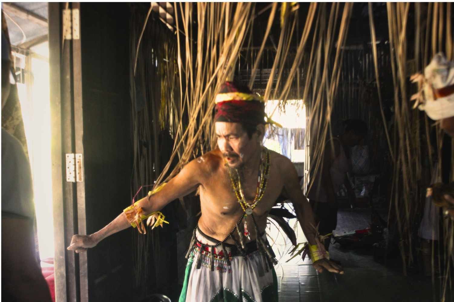 Tari Belian 4