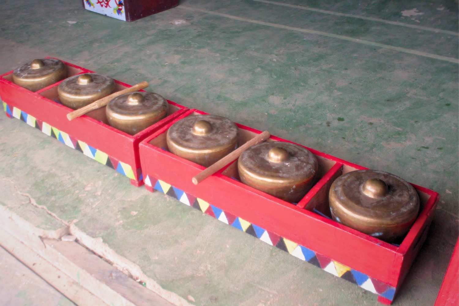 kelentengan